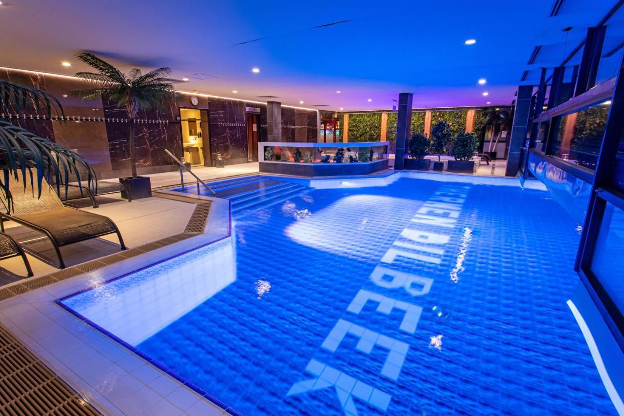 Hotel Thermen דילבק מראה חיצוני תמונה